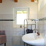 Lili By Interhome Lägenhet Längenfeld